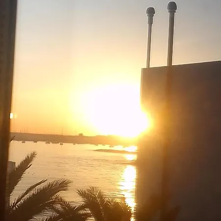 Sounds Of The Sea דירה *