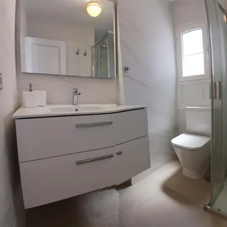 Sounds Of The Sea Apartment *